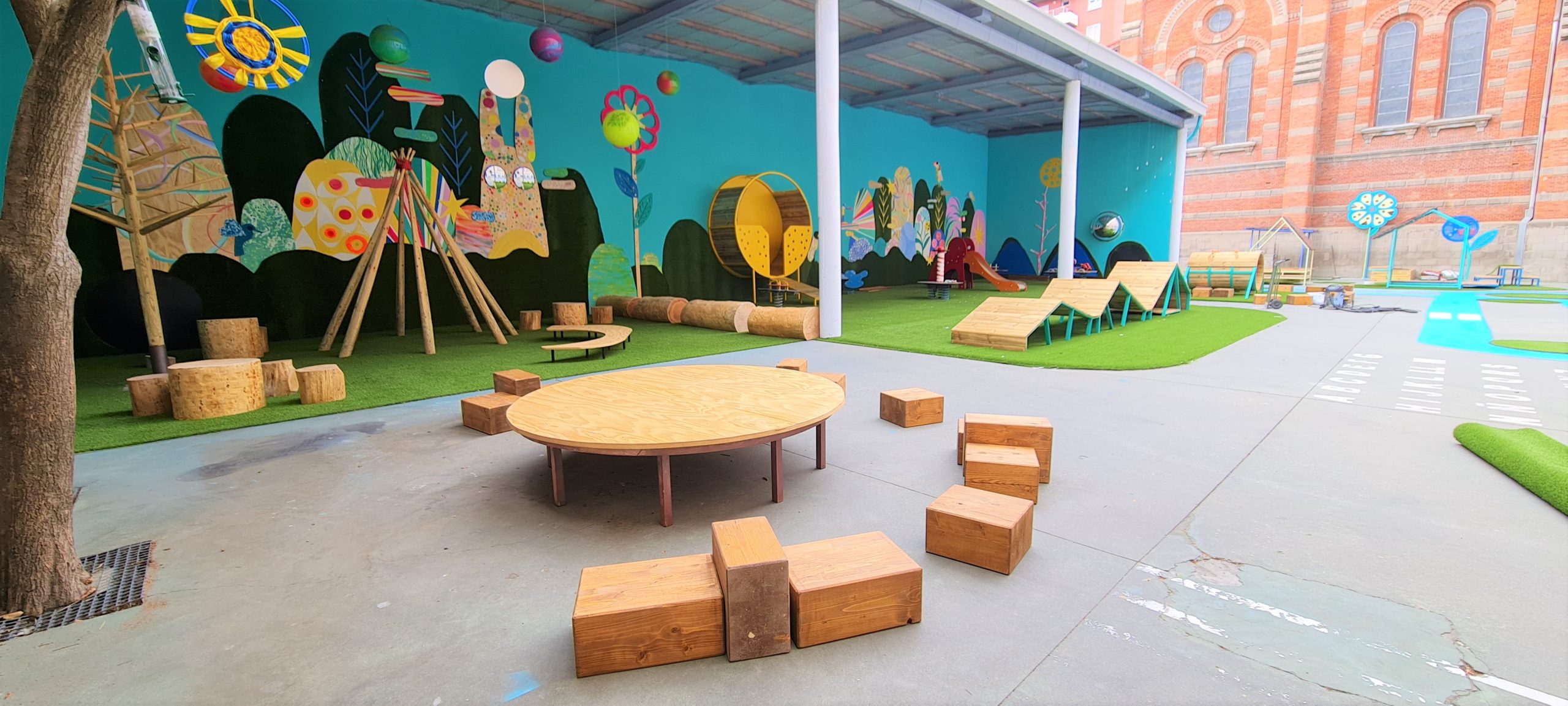 patio-de-colegio-creativo-reforma-empresa-15-scaled