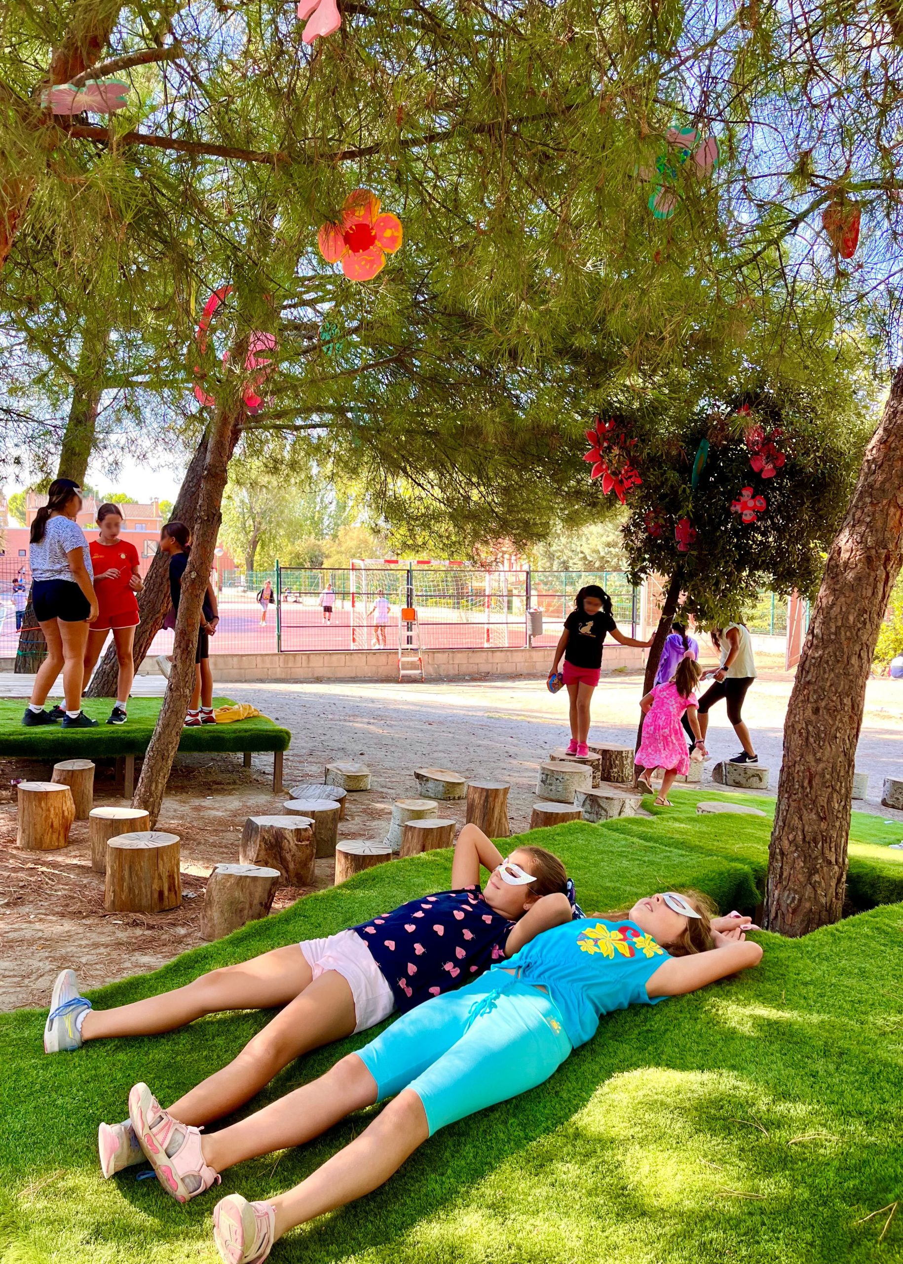 patio-de-colegio-creativo-reforma-empresa-28-scaled